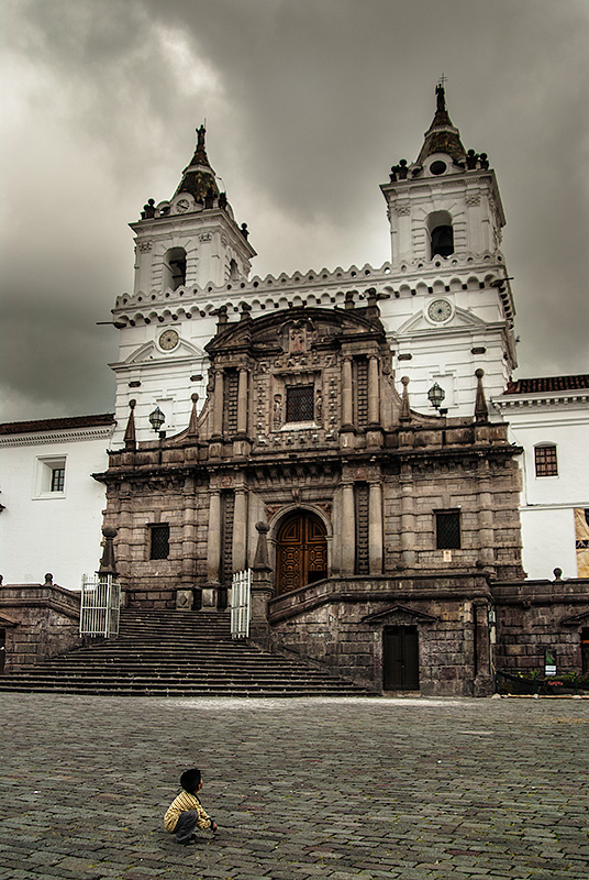 Plaza e iglesia de San Francisco en Quito, declarada Patrimonio de la Humanidad por la UNESCO todo su casco histórico colonial.